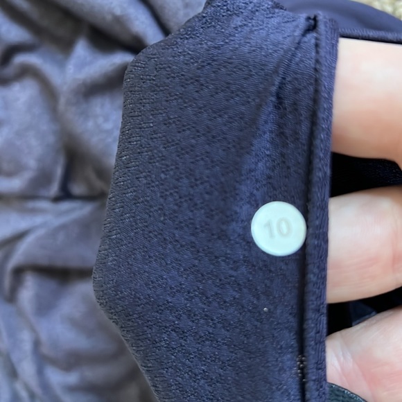 Lululemon Tank - Picture 5 of 5